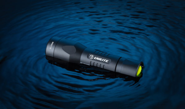 FL-1300R Submersible Flashlight